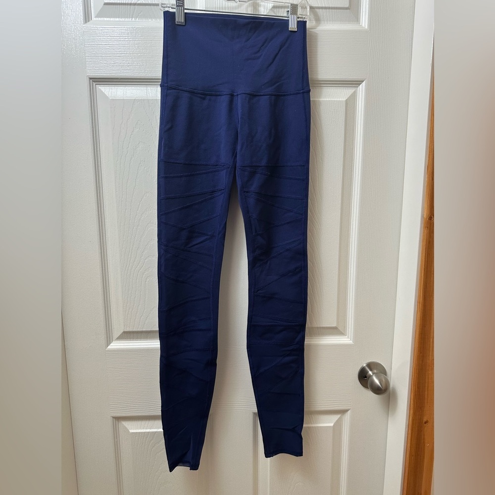Lulu🍋Wanderlust Highest Times Tech Mesh Naval Blue Luxtreme Size 4
